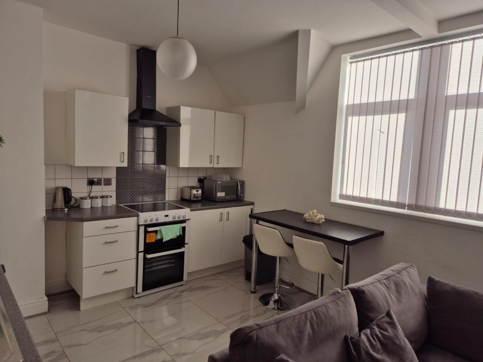 Affordably Elegant Apartments Close To Coop Live, Etihad Stadium And Manchester City Centre Екстериор снимка